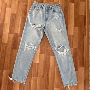 American Eagle Mom Jeans